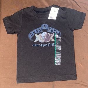 Guns and rose 18m tee